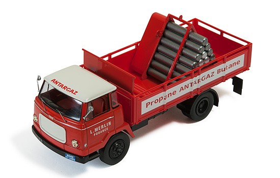 Immagine di UNIC AUTEUIL 1963 GAS TRANSPORTER (ANTARGAZ) 1:43