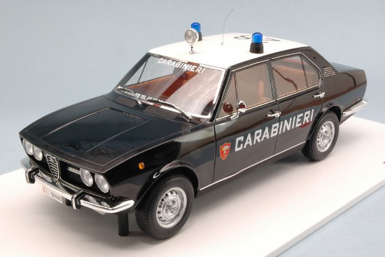 Immagine di ALFA ROMEO ALFETTA CARABINIERI 4 FARI 1972 1:18
