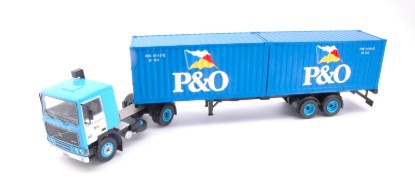 Immagine di VOLVO F10 1983 P & O CONTAINER 1:43