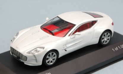 Immagine di ASTON MARTIN ONE-77 2010 PEARL WHITE 1:43