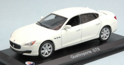 Immagine di MASERATI QUATTROPORTE GTS 2009 WHITE 1:43