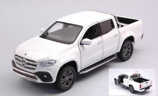Immagine di MERCEDES X-CLASS WHITE 1:24-27