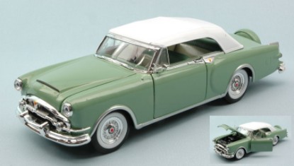 Immagine di PACKARD CARIBBEAN SOFT TOP 1953 PASTEL GREEN 1:24