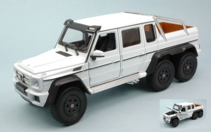 Immagine di MERCEDES AMG G63 6x6 2014 WHITE 1:24