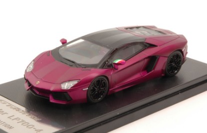 Immagine di LAMBORGHINI AVENTADOR LP700-4 2013 METALLIC PURPLE 1:43