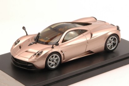 Immagine di PAGANI HUAYRA 2012 GOLD 1:43