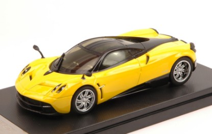 Immagine di PAGANI HUAYRA 2012 YELLOW 1:43