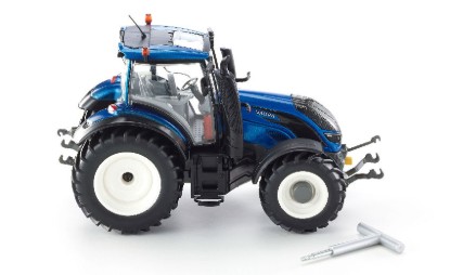 Immagine di TRATTORE VALTRA T214 1:32