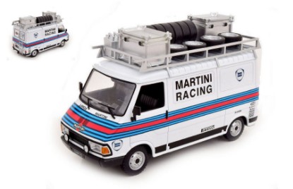 Immagine di FIAT 242 MARTINI RALLY TEAM ASSISTANCE 1:18
