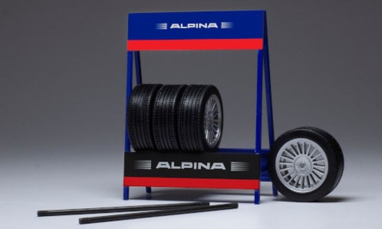 Immagine di SET PNEUMATICI ALPINA 1:18
