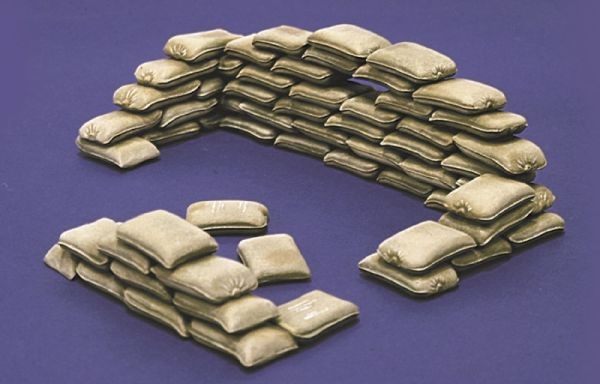 KIT MODELLISMO DIORAMI ITALERI SANDBAGS SACCHI DI SABBIA SCALA 1:35