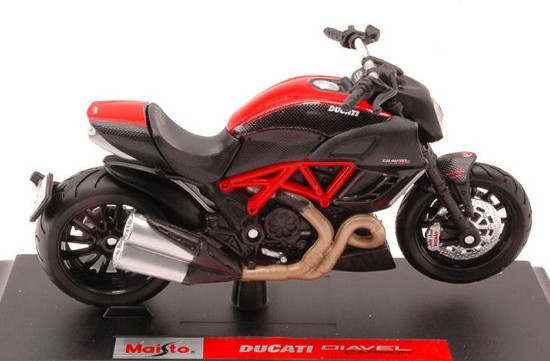 Immagine di DUCATI DIAVEL CARBON/RED 1:18