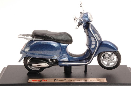 Immagine di VESPA GRANTURISMO 2003 BLUE 1:18