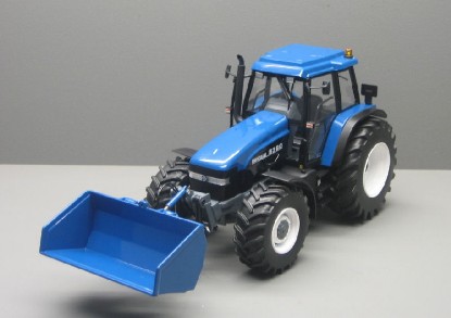 Immagine di TRATTORE NEW HOLLAND 8360 1:32