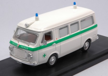 Immagine di FIAT 238 AMBULANZA CROCE VERDE LUGANO 1:43