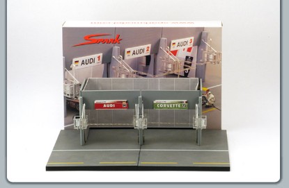 Immagine di DIORAMA LE MANS PIT STOP W/ACCESSORIES 1:43