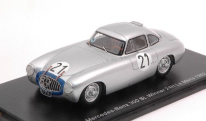 Immagine di MERCEDES 300SL N.21 WINNER LM 1952 H.LANG-F.RIESS 1:43 REPROD.