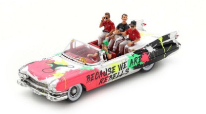 Immagine di CADILLAC ELDORADO REBELLION PARADE PILOTES (CAR N.3) LE MANS 2019 1:43