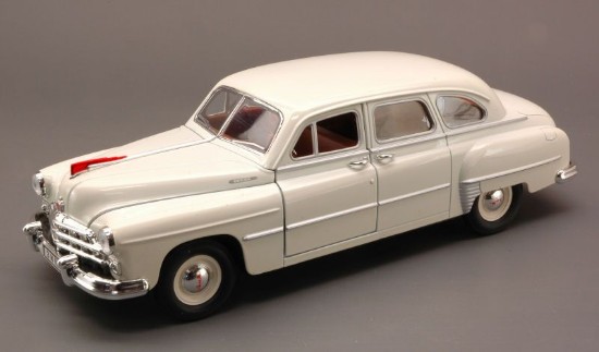 Immagine di GAZ 12 (ZIM) 1950 WHITE 1:24