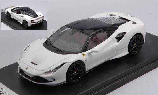 Immagine di FERRARI F8 TRIBUTO CERVINO WHITE W/BLACK ROOF 1:43