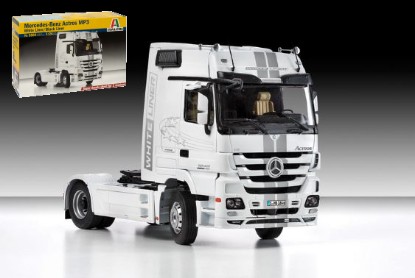 Immagine di MERCEDES ACTROS 1851 "BLACKLINER" KIT 1:24