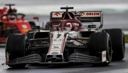 Immagine di ALFA ROMEO C39 KIMI RAIKKONEN 2020 N.7 TURKISH GP W/PIT BOARD 1:18