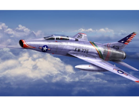 Immagine di AEREO F 100 C SUPER SABRE KIT 1:72