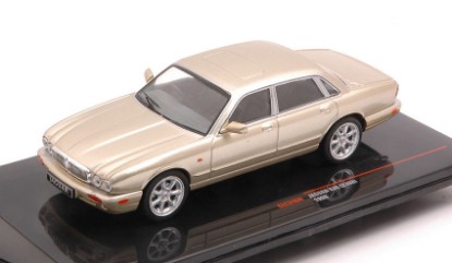 Immagine di JAGUAR XJ 8 1998 GOLD 1:43