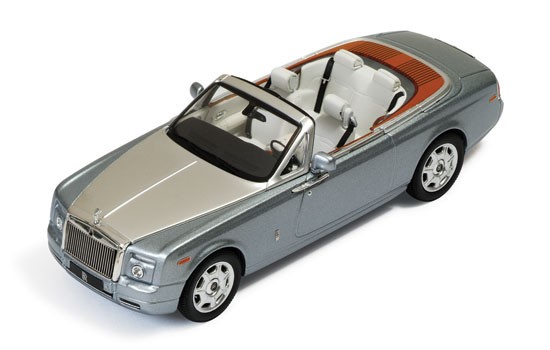 Immagine di ROLLS ROYCE PHANTOM DROPHEAD COUPE  OPEN 2009 LIGHT GREY 1:43