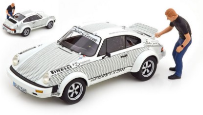 Immagine di PORSCHE 911 COUPE 1969 W.ROHRL W/FIGURE 1:18