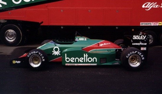 Immagine di ALFA ROMEO 185T 1985 C/VETRINA 1:18