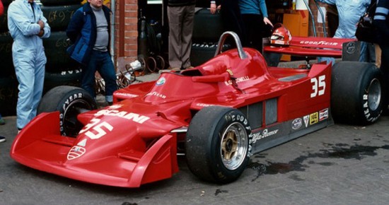 Immagine di ALFA ROMEO 177 B.GIACOMELLI 1979 N.35 ACCIDENT BELGIAN GP C/VETRINA 1:18