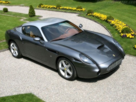 Immagine di FERRARI 575 ZAGATO GRIGIO ALFIERI/ARGENTO NURBURGRING C/VETRINA 1:18