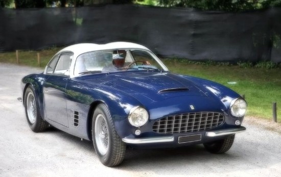 Immagine di FERRARI 250 GT ZAGATO BLUE/WHITE C/VETRINA 1:18