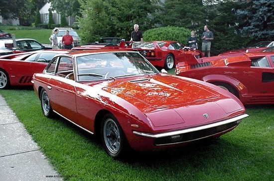 Immagine di LAMBORGHINI ISLERO RED C/VETRINA 1:18