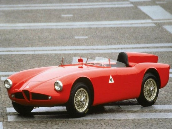 Immagine di ALFA ROMEO 750 COMPETIZIONE C/VETRINA 1:18
