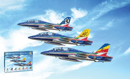 Immagine di AERMACCHI MB339 60th P.A.N. ANNIVERSARY 3 KIT 1:72