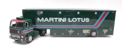 Immagine di VOLVO F88 LOTUS MARTINI RACE TRANSPORT 1:43