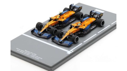 Immagine di MC LAREN N.3 D.RICCIARDO + N.4 L.NORRIS WINNER + 2nd ITALY GP 2021 W/PIT