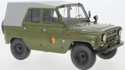 Immagine di UAZ 469 NVA OLIVE GREEN 1:18