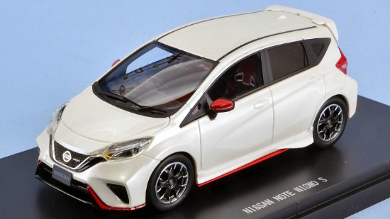 Immagine di NISSAN NOTE NISMO S BRILLIANT WHITE PEARL 1:43