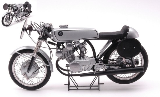 Immagine di HONDA CR93 RACING BLACK 1:10
