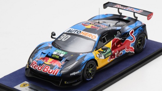 Immagine di FERRARI 488 GT3 EVO N.30 RED BULL AF CORSE DTM 2021 L.LAWSON 1:18