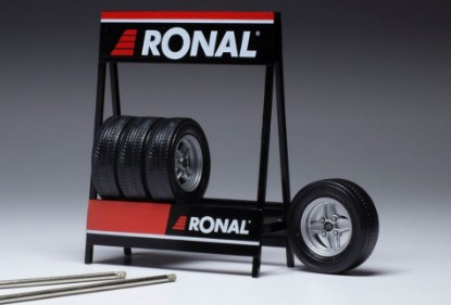 Immagine di SET 4 WHEELS RONAL X PACK SILVER 1:18
