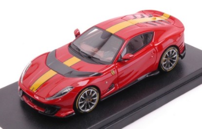 Immagine di FERRARI 812 COMPETIZIONE ROSSO CORSA WITH YELLOW LIVERY 1:43