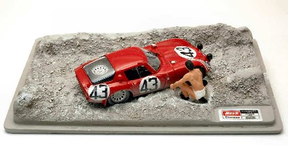 Immagine di ALFA ROMEO TZ2 N.43 LM 1965 ZECCOLI-ROSINSKI DIORAMA 1:43