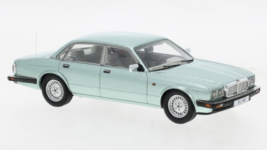 Immagine di JAGUAR XJ40 SEVEREIGN MET.LIGHT GREEN 1:43