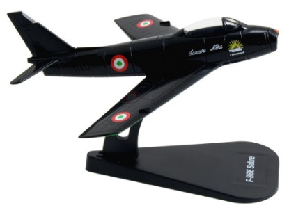 Immagine di F86E SABRE LANCERI NERI 1:100