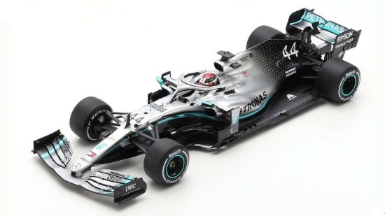 Immagine di MERCEDES FW10 L.HAMILTON 2019 N.44 USA GP SPEC.PLATFORM W/PIT BOARD 1:18