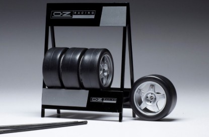 Immagine di SET 4 WHEELS OZ CRONO SILVER 1:18
